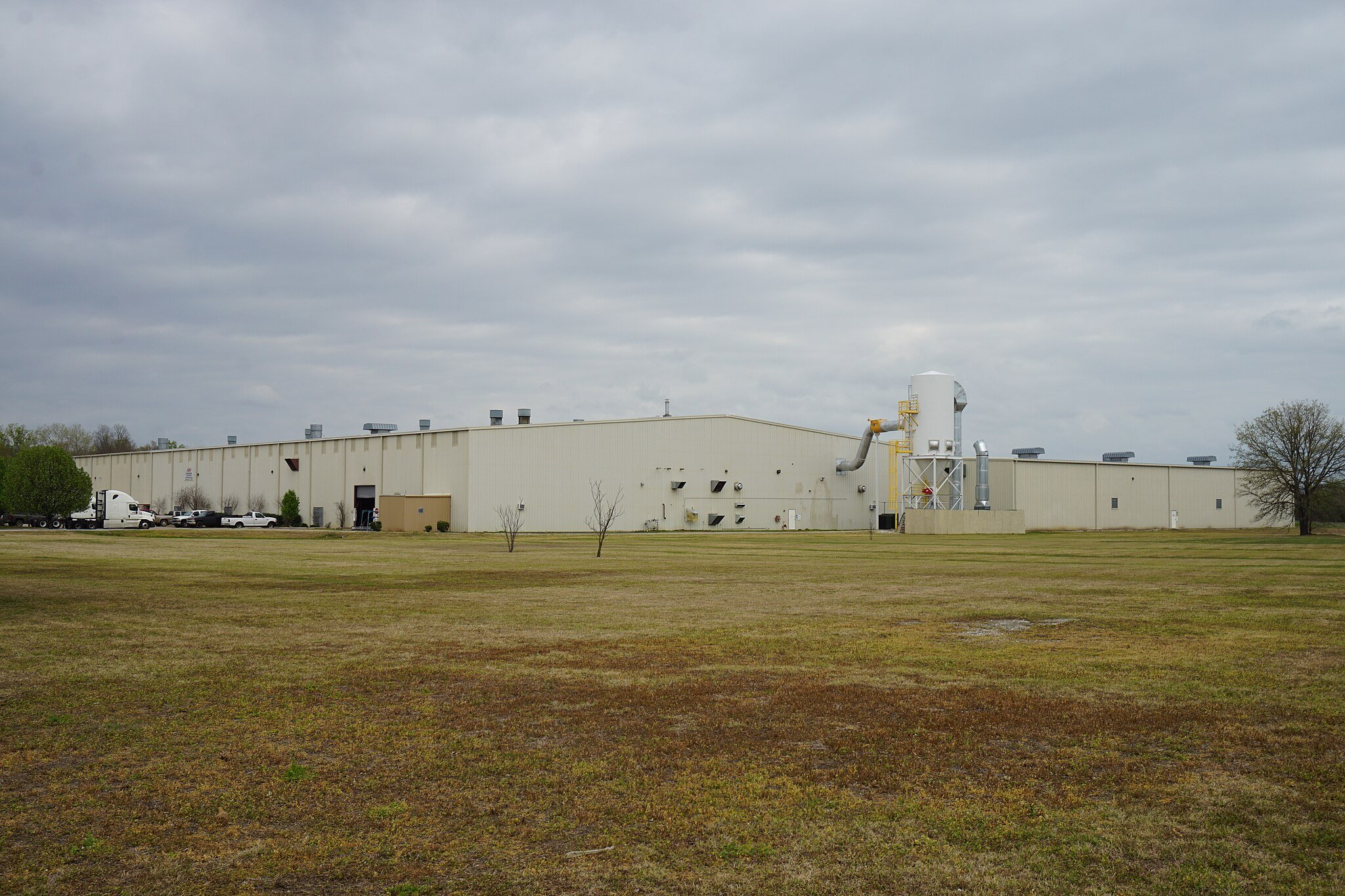 Mohawk Industries warehouse in Commerce, Texas
